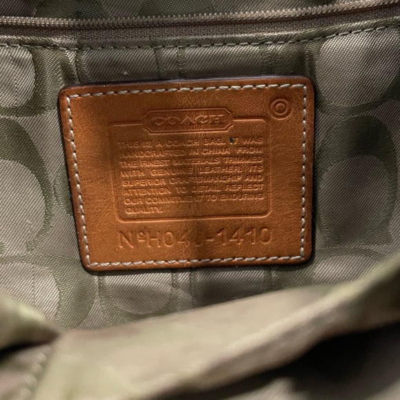 Coach Vintage Tartan Red Plaid Buckle Charm Shoulder Bag Suede - Picture 9 of 10